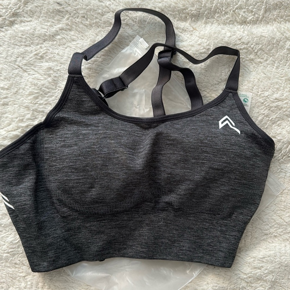 Oner active sports bra size medium